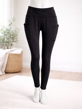 ASICS Black Performance Leggings | Size Medium | NWT